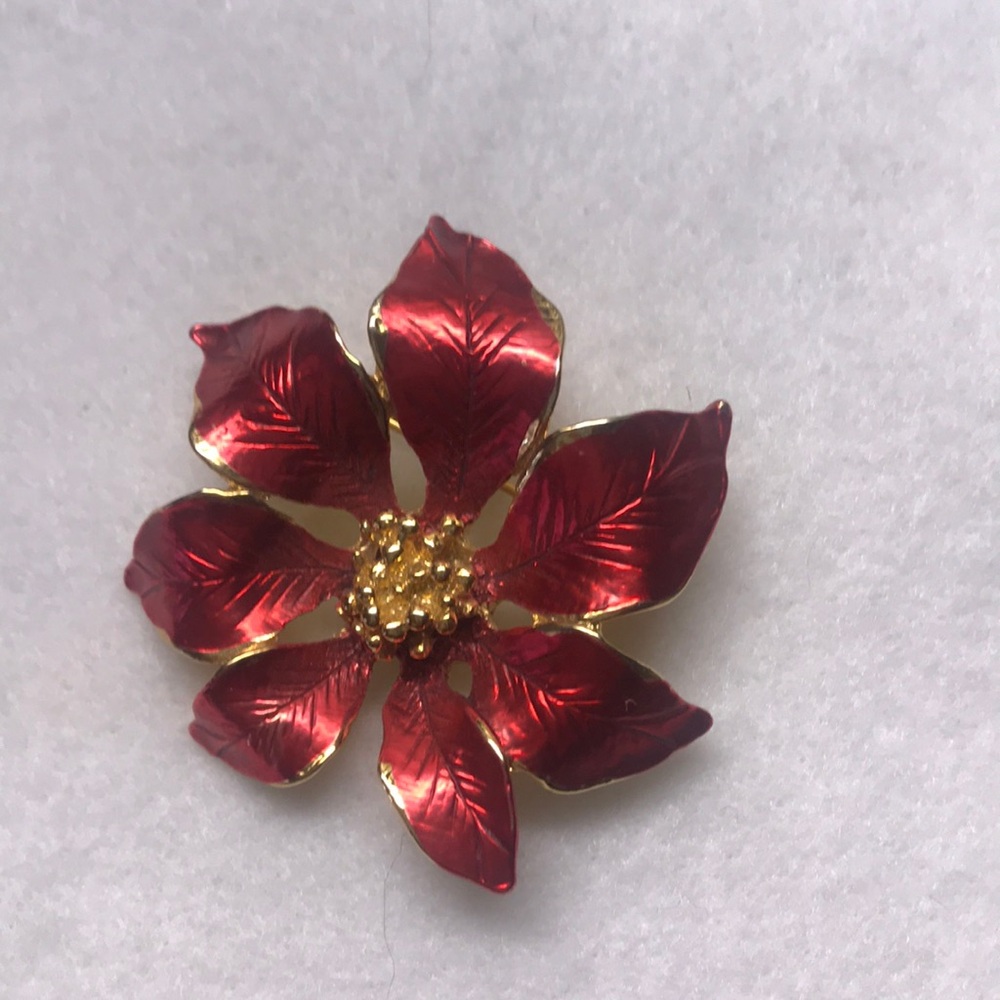 Vintage Giovanni Poinsettia 2” Brooch/Pin